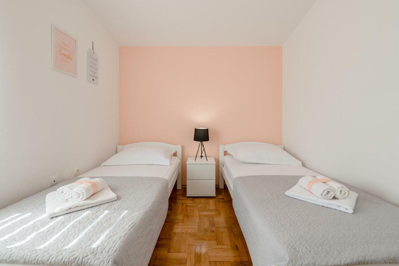 Apartment Sun & Sea سبليت المظهر الخارجي الصورة